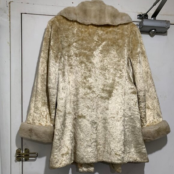 VINTAGE ARISTOCRAT FAUX & REAL FUR DOUBLE BREAST COATS SIZE S - Picture 3 of 13